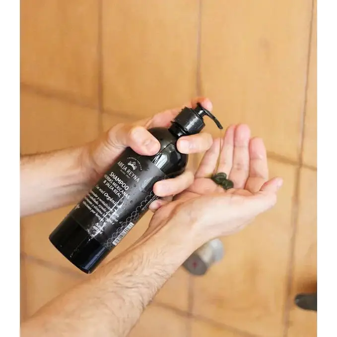 Shampoo de hierbas con Jalea Real